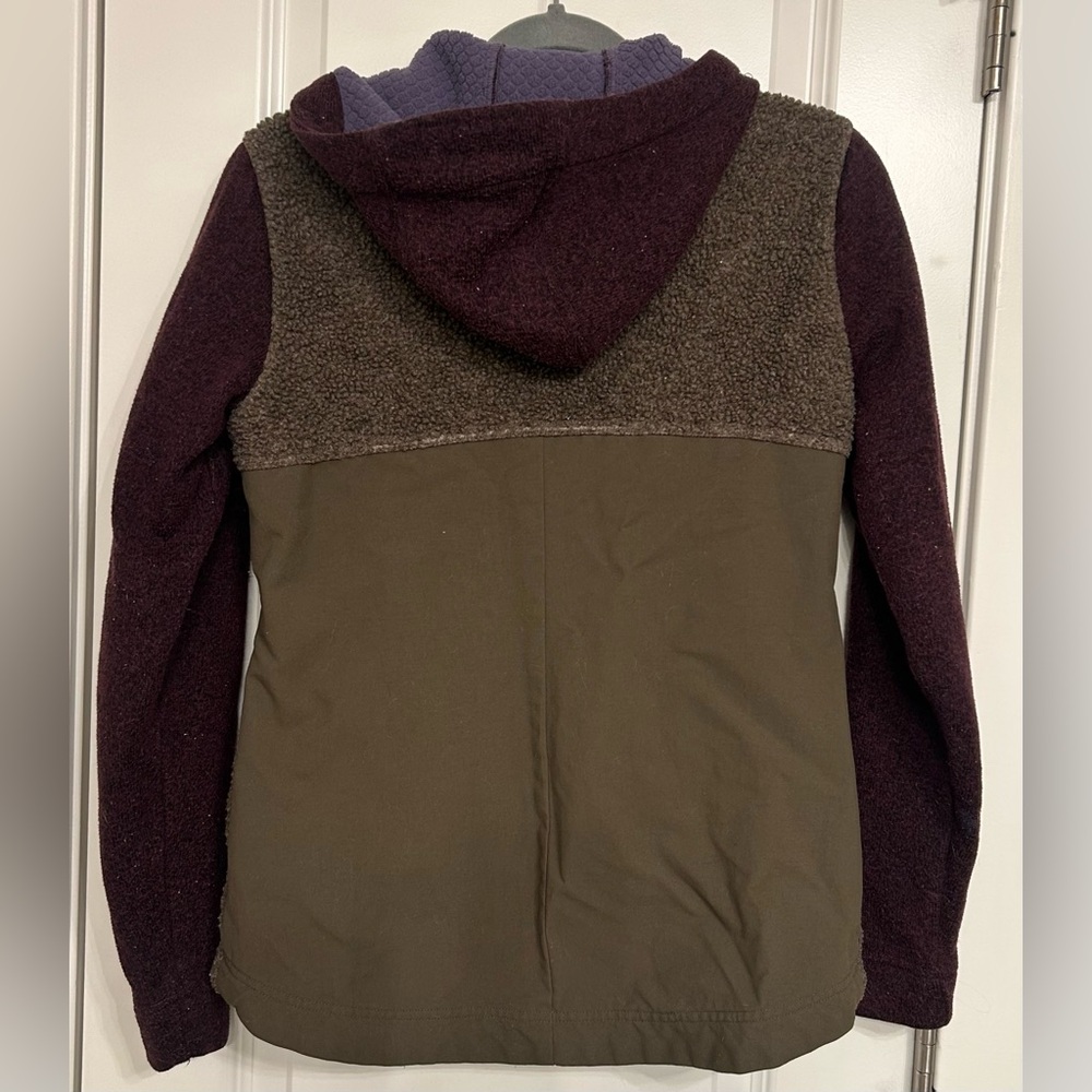 Title Nine Jacket - Picture 2 of 4
